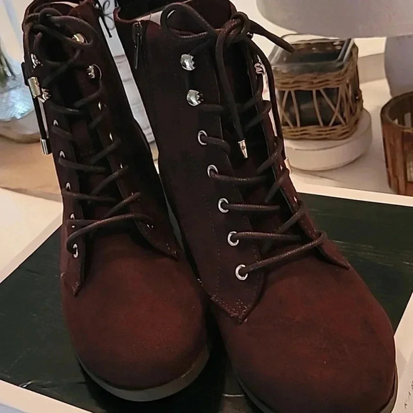 Karen Scott Claritaa Chocolate boots - Picture 2 of 4